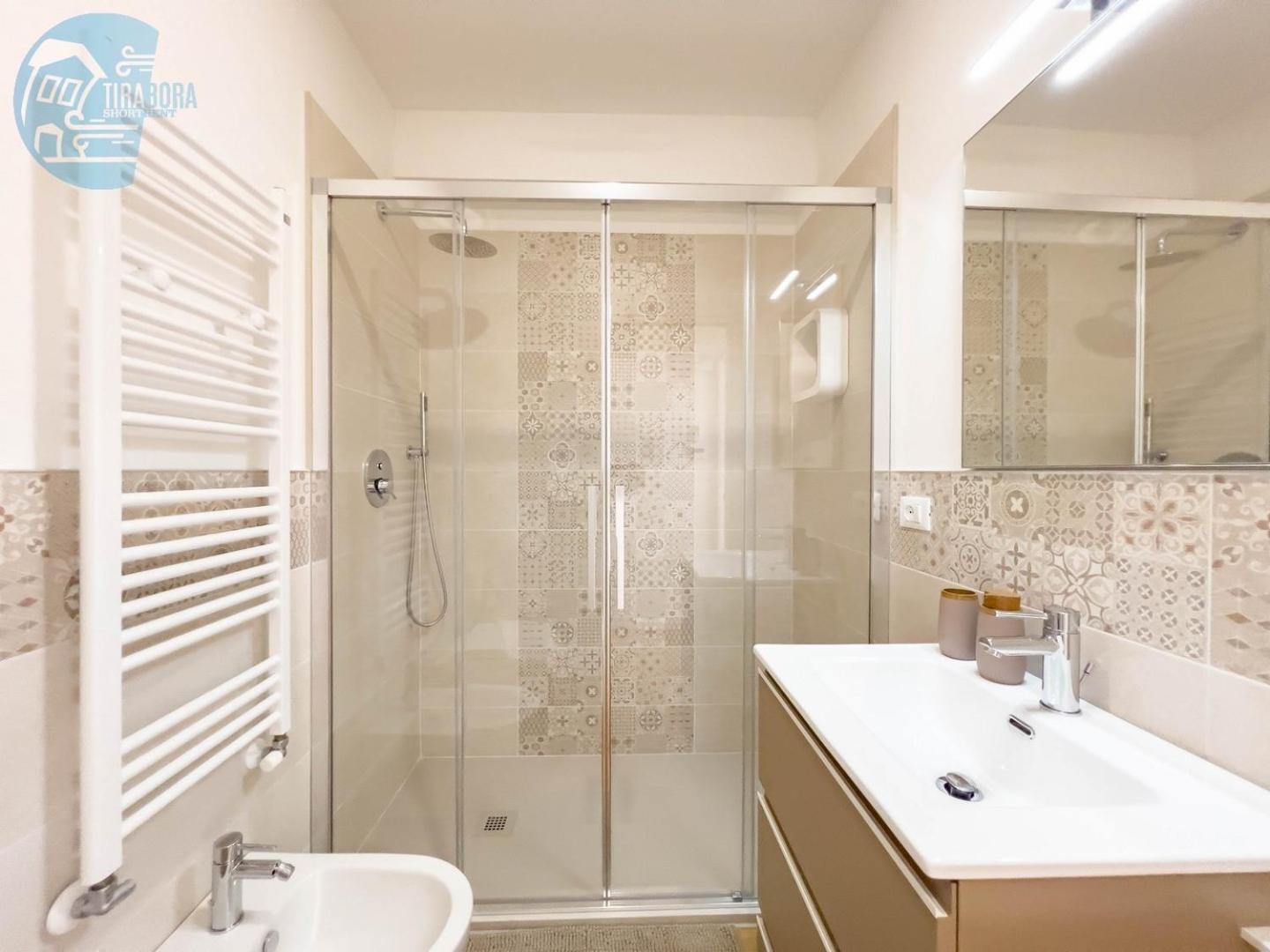 Cassa Di Risparmio 11 Tirabora Short Rent Триест Екстериор снимка