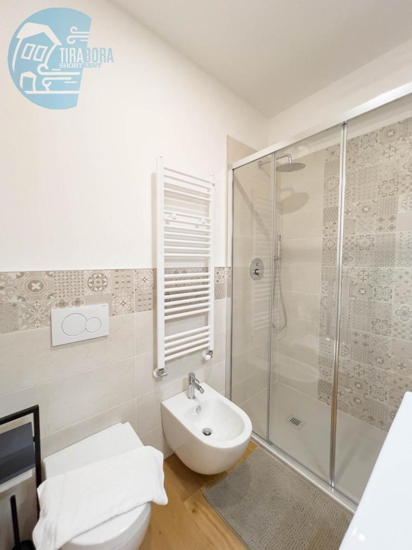 Cassa Di Risparmio 11 Tirabora Short Rent Триест Екстериор снимка